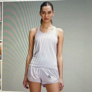 🍋🍋- Lululemon Swiftly tech tank size 4